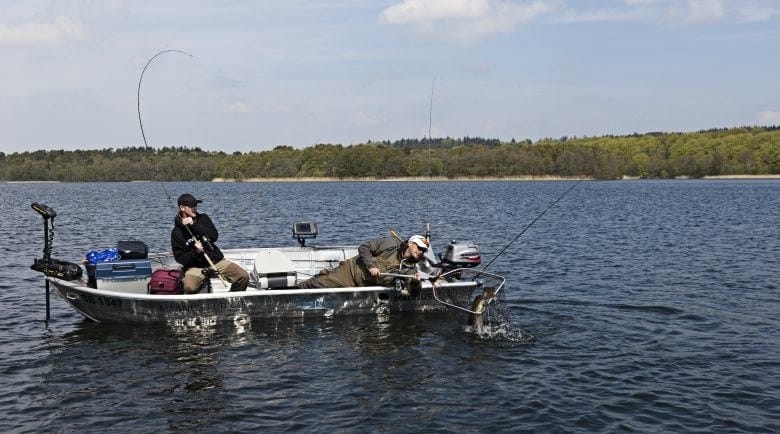 fiskeri_fra_baad_17941